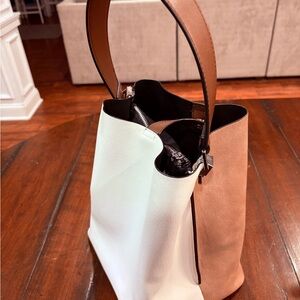 Stylish Two-Tone Leather Bucket Bag